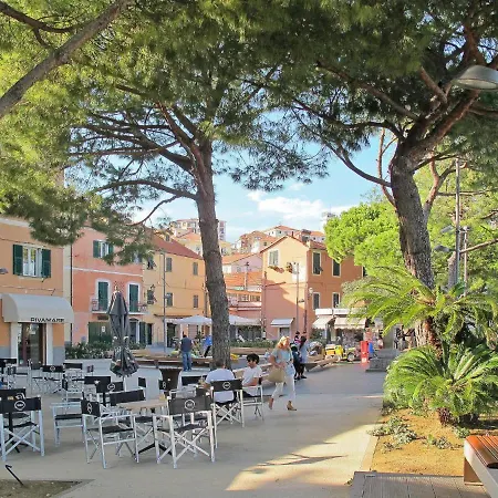 Locazione Turistica Francesco - Imp454 * Imperia